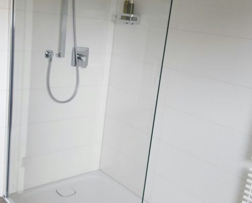 Referenz Badezimmer begehbare Dusche